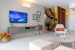 Eden Roc Villas