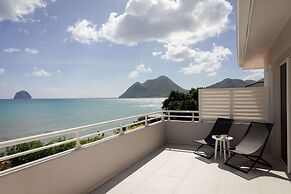 Eden Roc Villas