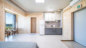 Samcheok Neulpuleun Pension