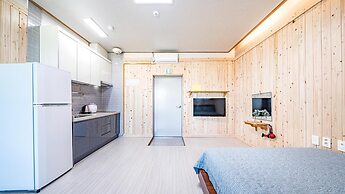 Samcheok Neulpuleun Pension