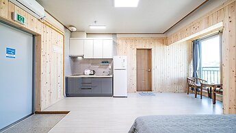 Samcheok Neulpuleun Pension