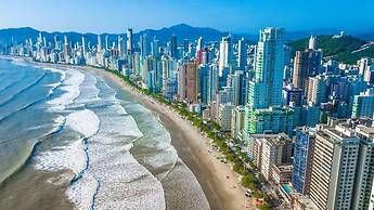 Ap Centro no Coração de BC - 500m do Mar