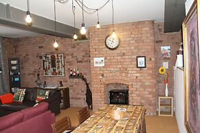 Captivating 2-bed Apartment in Liverpool