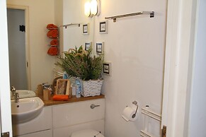 Captivating 2-bed Apartment in Liverpool