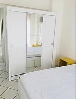 Apto Com Acesso Exclusivo a Praia em BC