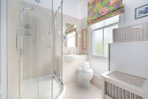 A West London Retreat