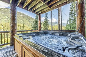 Luxury Log Chalet | Pool + Private HotTub | Ski In/Out | Overlooking G