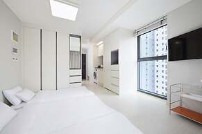 Shift Door Residence Hari