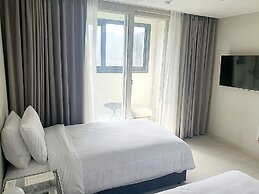 Shift Door Residence Hari