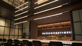 Cross Life Hakata Tenjin