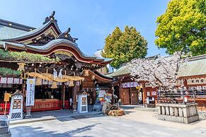 Cross Life Hakata Tenjin