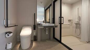 Cross Life Hakata Tenjin