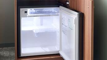 Cross Life Hakata Tenjin