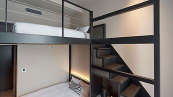 Cross Life Hakata Tenjin