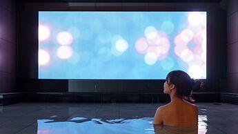 Cross Life Hakata Tenjin