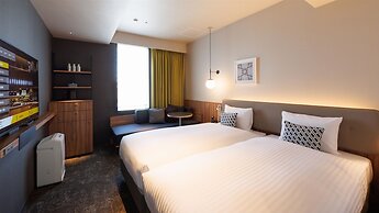 Cross Life Hakata Tenjin