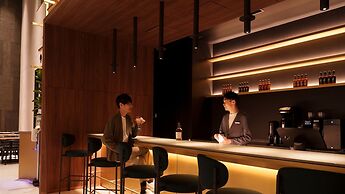 Cross Life Hakata Tenjin