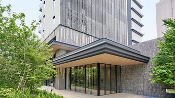 Cross Life Hakata Tenjin