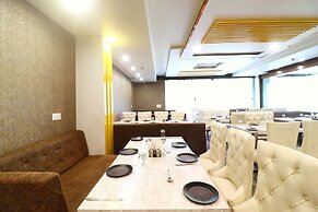 Hotel Taj Venture By Park Tree