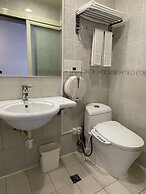 Hub Hotel - Banqiao Station