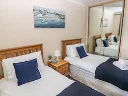 6 Coedrath Park - Swn y Mor