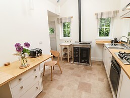 The Cottage, 5 Richley Terrace