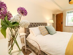 The Cottage, 5 Richley Terrace