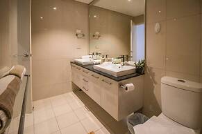 Signatures on Cavenagh