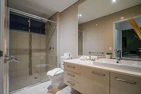 Signatures on Cavenagh