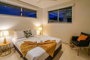 Signatures on Cavenagh