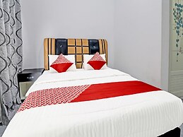 OYO 91203 Naufal Residence Syariah