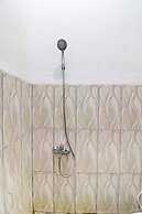 OYO 91203 Naufal Residence Syariah