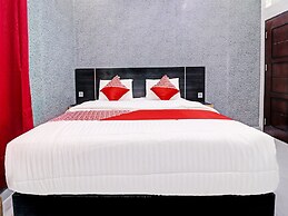 OYO 91203 Naufal Residence Syariah