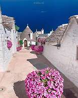 Historic Trullo Holiday Home in Puglia,