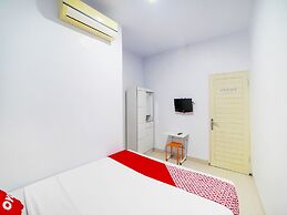 OYO 91283 Sg Premium Guest House