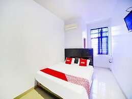 OYO 91283 Sg Premium Guest House