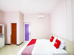 OYO 91283 Sg Premium Guest House