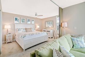 Estero Beach & Tennis 807 B