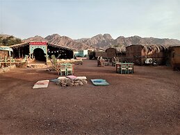 Sahara Beach Camp Ras Shetan