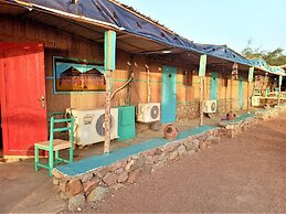 Sahara Beach Camp Ras Shetan