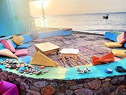 Sahara Beach Camp Ras Shetan