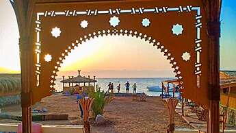 Sahara Beach Camp Ras Shetan