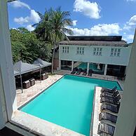 Hotel Iparana Paradise