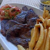 Hotel Iparana Paradise