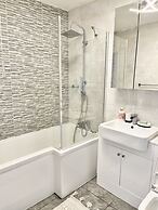 Paddington Luxury Apartment