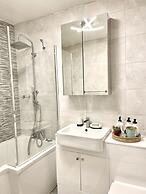 Paddington Luxury Apartment