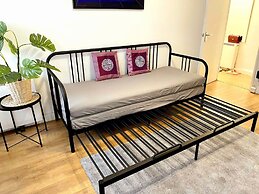 Paddington Luxury Apartment