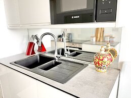 Paddington Luxury Apartment