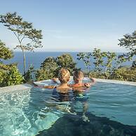 Adeluna Luxury Ocean View Villas