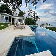 Adeluna Luxury Ocean View Villas